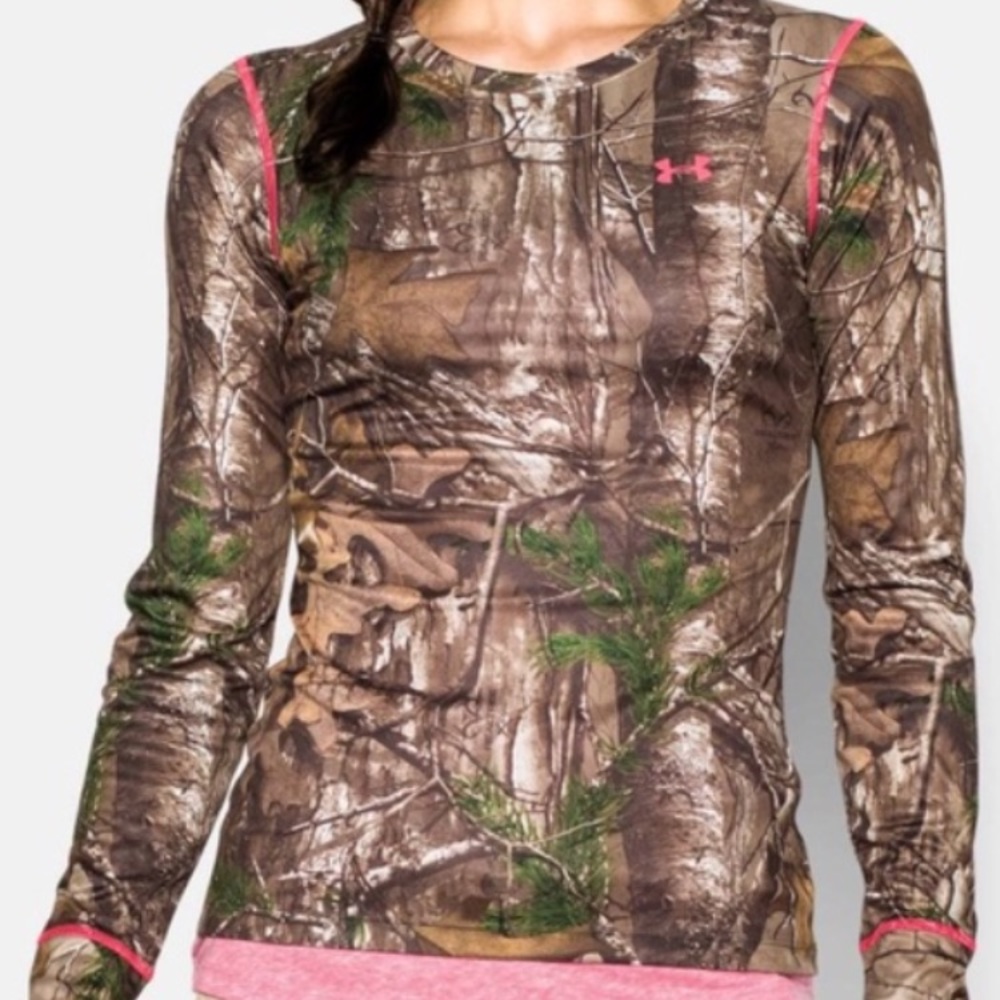 Under armor real tree heat gear top